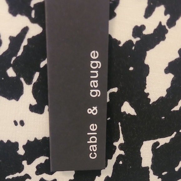 Cable & Gauge Black and White Ruched Wrap Top - Picture 2 of 3